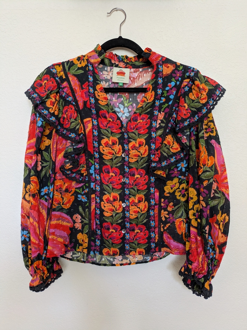 Farm Rio Spring Bananas XS Black Floral Ruffled V-Neck Button Up Blouse